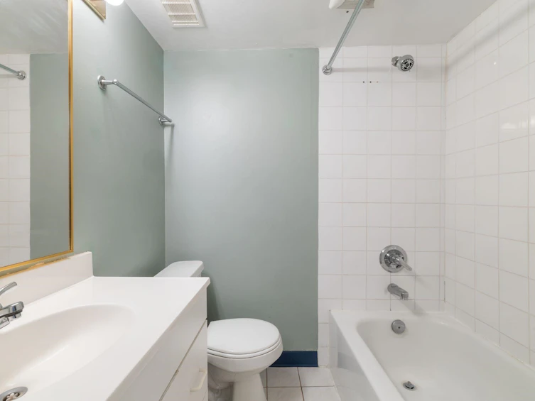 2268 E 7th Avenue, Vancouver, BC, V5N 1S7 - 22