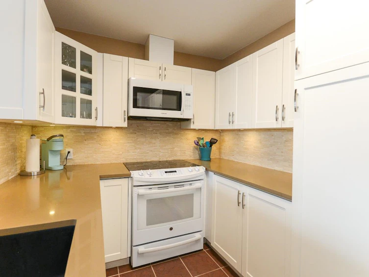424-5500 Andrews Road, Richmond, BC, V7E 6M9 - 6