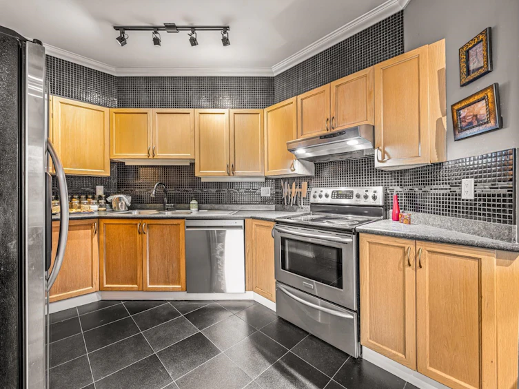 418-1150 Quayside Drive, New Westminster, BC, V3M 6E1 - 11