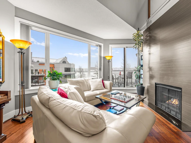 418-1150 Quayside Drive, New Westminster, BC, V3M 6E1 - 3