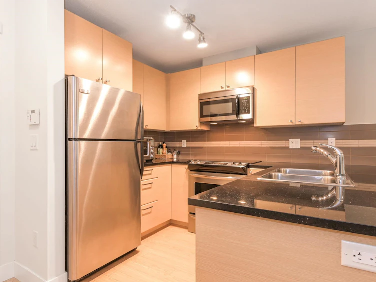 205-6500 194 Street, Surrey, BC, V4N 5X4 - 10