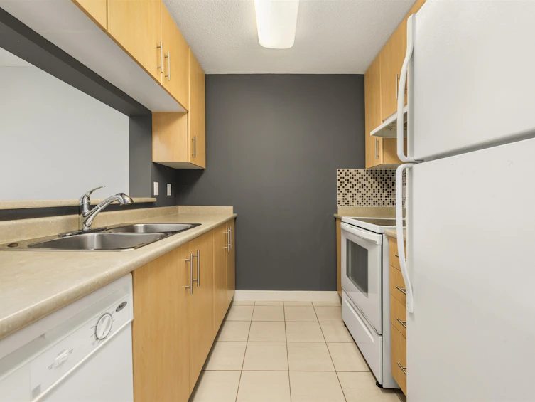1203-3660 Vanness Avenue, Vancouver, BC, V5R 6H8 - 6