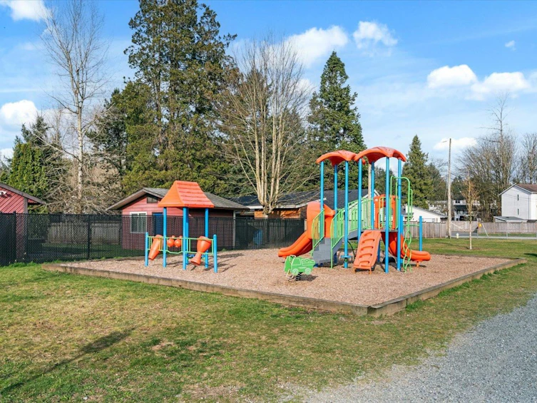 7680 Blott Street, Mission, BC, V2V 3K3 - 38