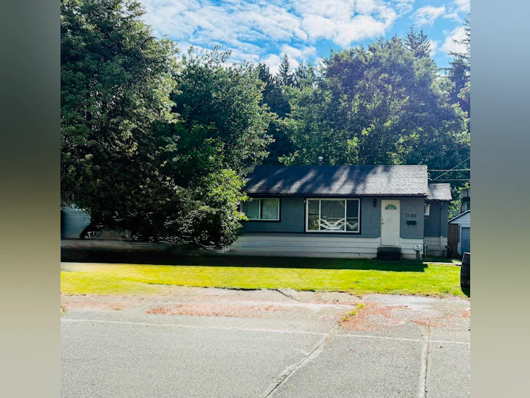 7680 Blott Street, Mission, BC, V2V 3K3 - 2