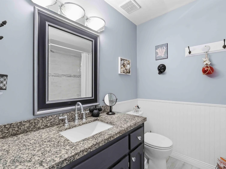 20402 Walnut Crescent, Maple Ridge, BC, V2X 9M9 - 20