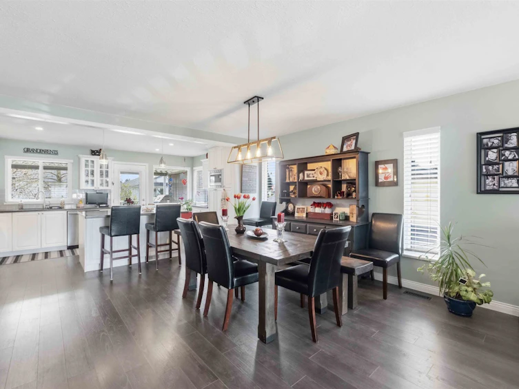20402 Walnut Crescent, Maple Ridge, BC, V2X 9M9 - 8