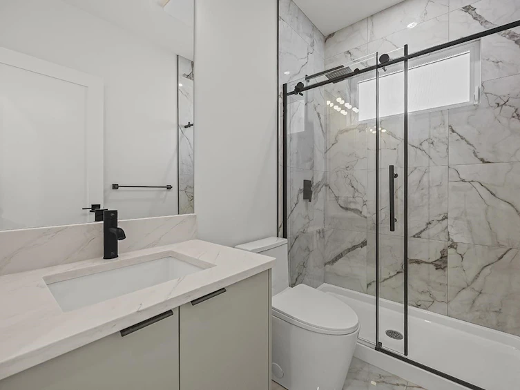 687 Folsom Street, Coquitlam, BC, V3J 5A4 - 32