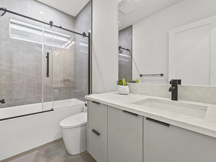 687 Folsom Street, Coquitlam, BC, V3J 5A4 - 34