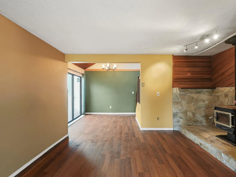 19449 62 Avenue, Surrey, BC, V3S 5M8 - 6