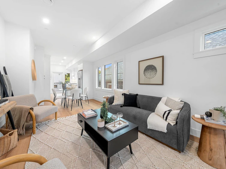 2528 Mcgill Street, Vancouver, BC, V5K 1H1