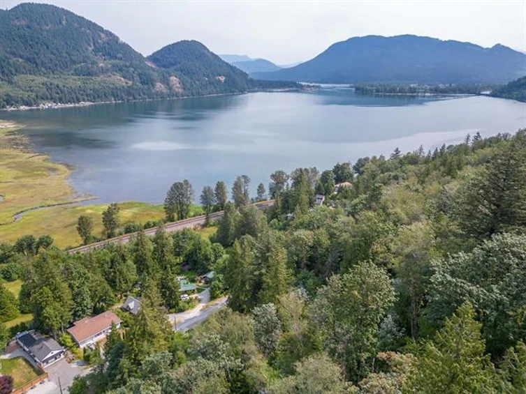 44296 Bayview Road, Mission, BC, V0M 1N0 - 8