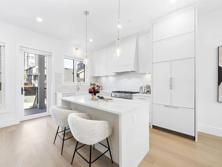 529 W 61st Avenue, Vancouver, BC, V6P 2B4 - 5