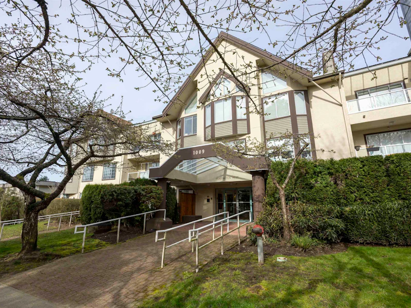 304 - 1009 Howay Street, New Westminster BC V3M 6R1