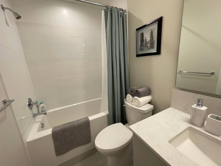 111-10838 Whalley Boulevard, Surrey, BC, V3R 4G8 - 10
