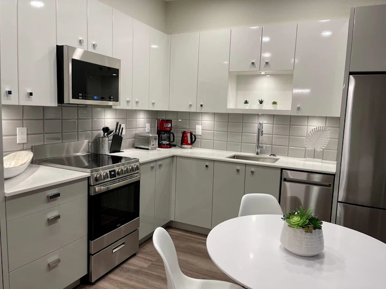 111-10838 Whalley Boulevard, Surrey, BC, V3R 4G8 - 6