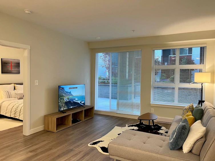 111-10838 Whalley Boulevard, Surrey, BC, V3R 4G8 - 9