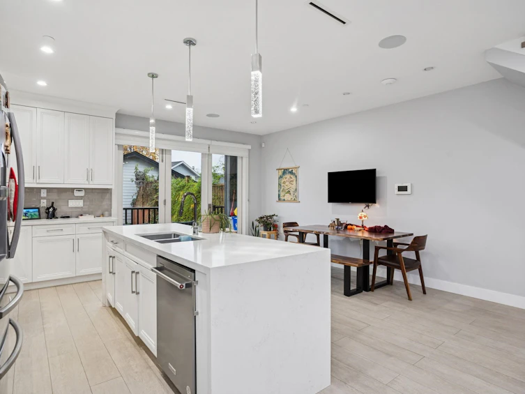 3045 E 59th Avenue, Vancouver, BC, V5S 2B2 - 17