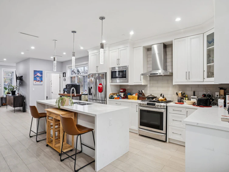 3045 E 59th Avenue, Vancouver, BC, V5S 2B2 - 13