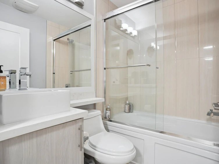 3045 E 59th Avenue, Vancouver, BC, V5S 2B2 - 35