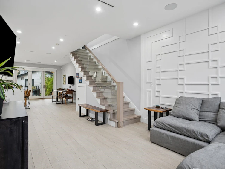 3045 E 59th Avenue, Vancouver, BC, V5S 2B2 - 8