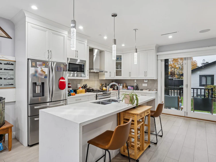 3045 E 59th Avenue, Vancouver, BC, V5S 2B2 - 12
