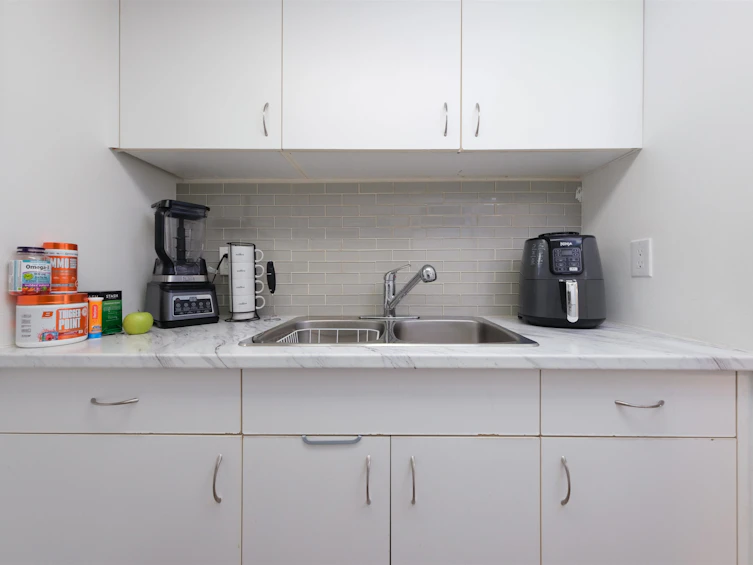 801-789 Drake Street, Vancouver, BC, V6Z 2N7 - 4