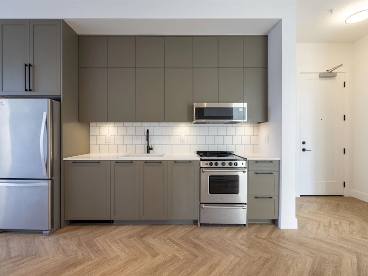 405-13933 105 Boulevard, Surrey, BC, V3T 0R6 - 6
