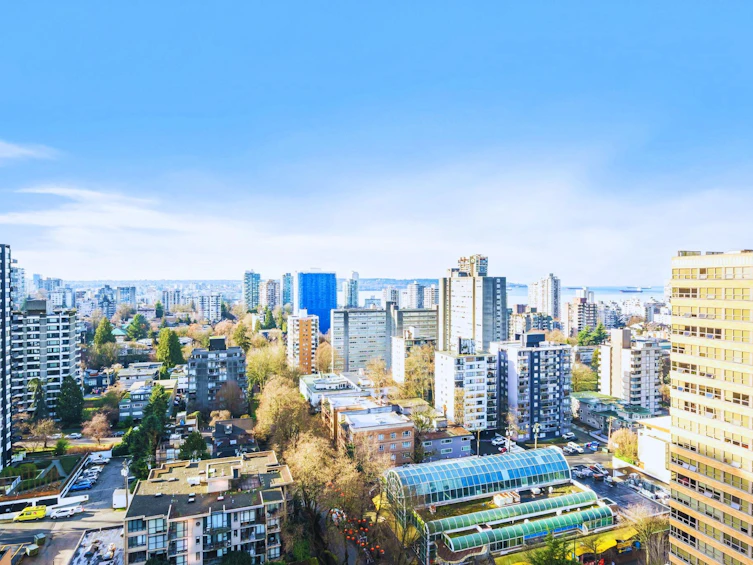 2004-1568 Alberni Street, Vancouver, BC, V6G 0E3