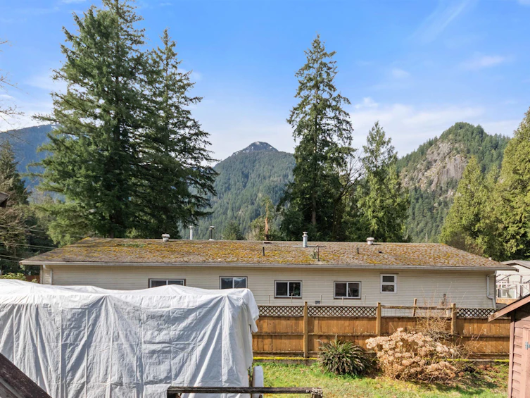 63785 Old Yale Road, Hope, BC, V0X 1L2 - 36