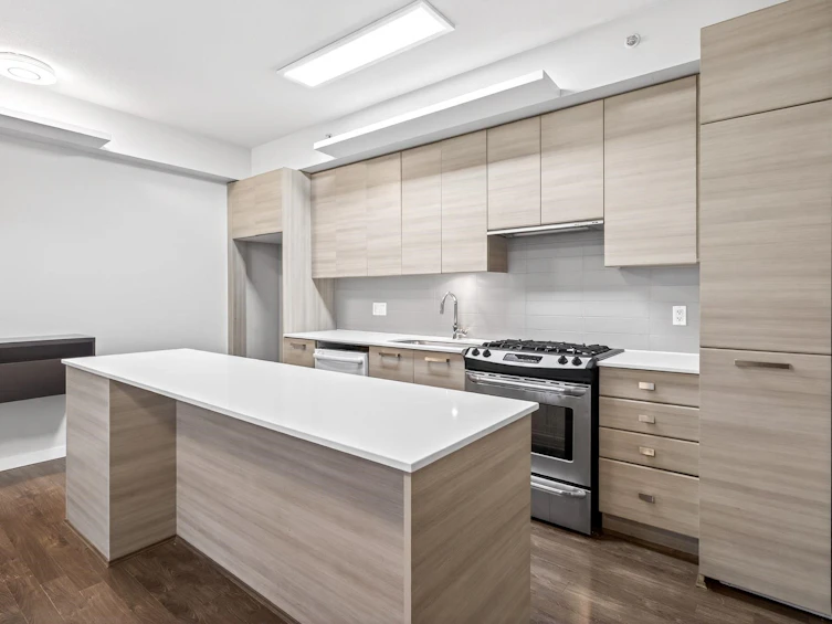 8-6965 Hastings Street, Burnaby, BC, V5B 1S9 - 18