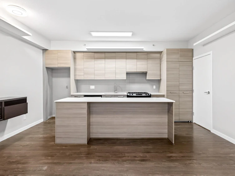 8-6965 Hastings Street, Burnaby, BC, V5B 1S9 - 12