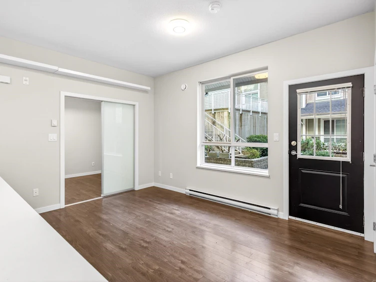 8-6965 Hastings Street, Burnaby, BC, V5B 1S9 - 8