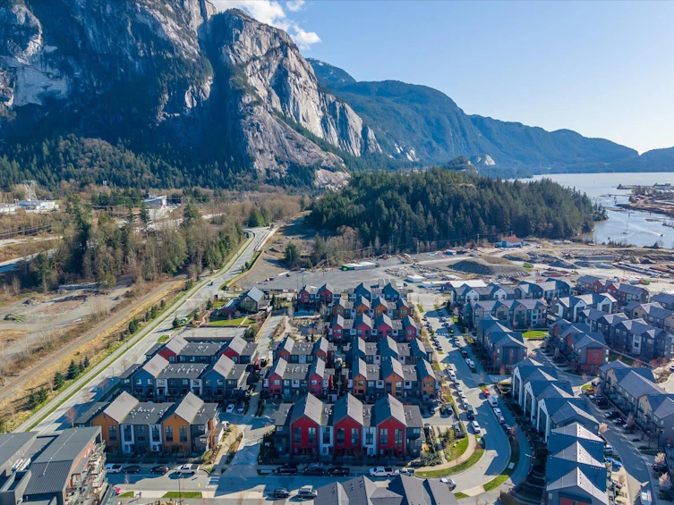 1361 Marinaside Place, Squamish, BC, V8B 1A8 - 33