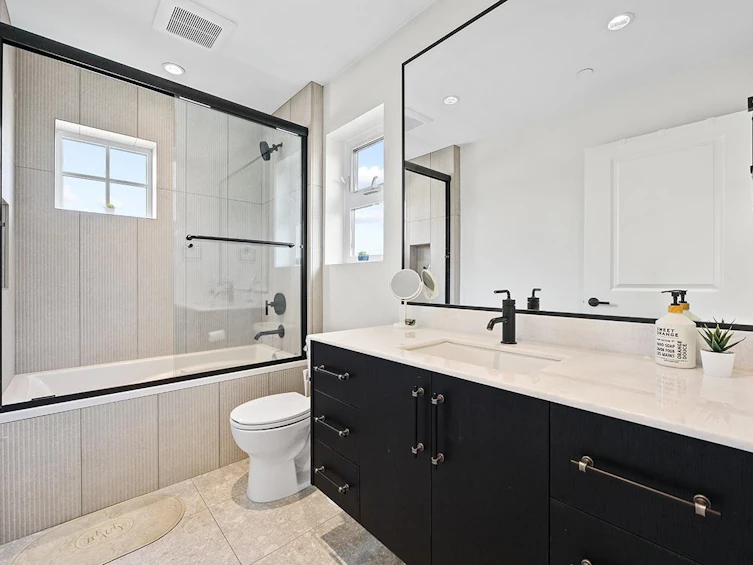 986 Renfrew Street, Vancouver, BC, V5K 4B8 - 15