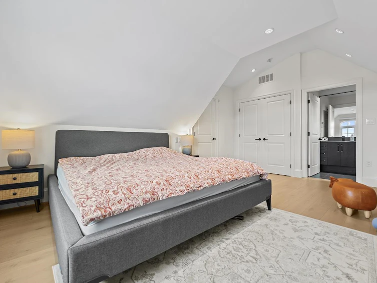 986 Renfrew Street, Vancouver, BC, V5K 4B8 - 12