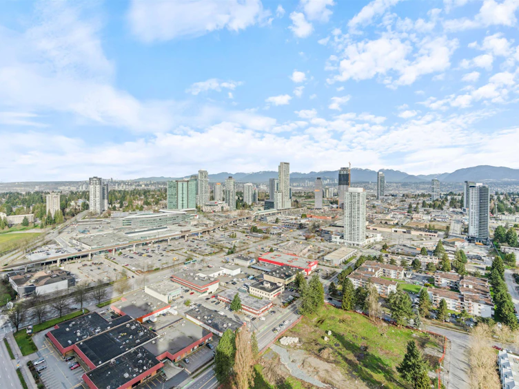 3209-13750 100 Avenue, Surrey, BC, V3T 0L3 - 14