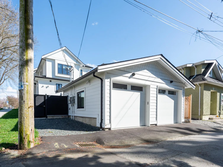 2890 Grant Street, Vancouver, BC, V5K 4C8 - 22
