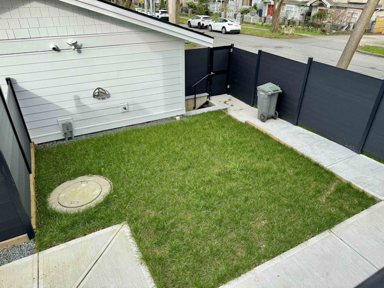 2890 Grant Street, Vancouver, BC, V5K 4C8 - 21