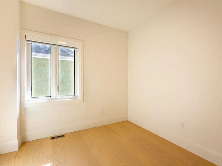 2890 Grant Street, Vancouver, BC, V5K 4C8 - 15