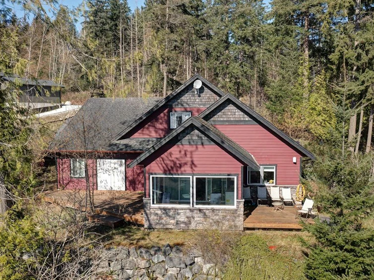 5628 Medusa Place, Sechelt, BC, V0N 3A3 - 5
