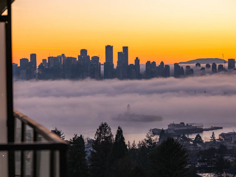 PH8-683 W Victoria Park, North Vancouver, BC, V7M 0A2 - 37