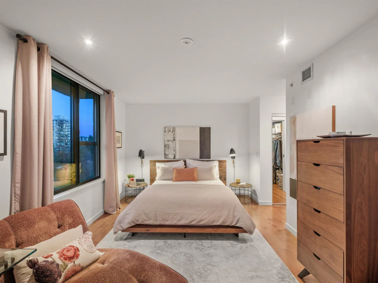 PH8-683 W Victoria Park, North Vancouver, BC, V7M 0A2 - 24