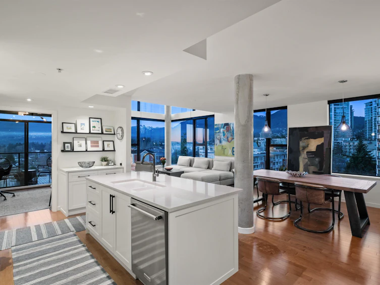 PH8-683 W Victoria Park, North Vancouver, BC, V7M 0A2 - 13