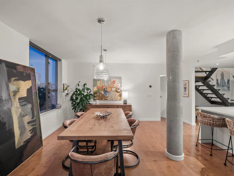 PH8-683 W Victoria Park, North Vancouver, BC, V7M 0A2 - 16