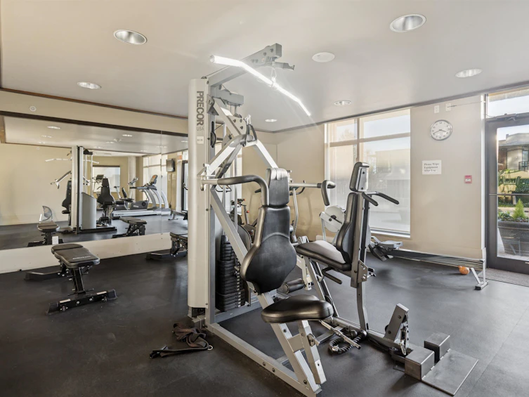 PH8-683 W Victoria Park, North Vancouver, BC, V7M 0A2 - 35