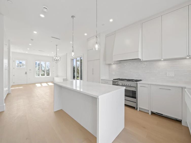 531 W 61st Avenue, Vancouver, BC, V6P 2B4 - 12
