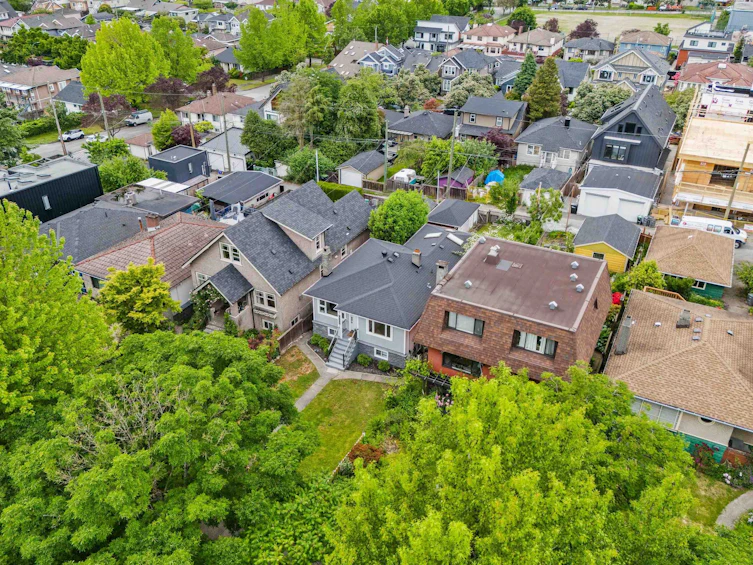 2641 E 5th Avenue, Vancouver, BC, V5M 1N1 - 34