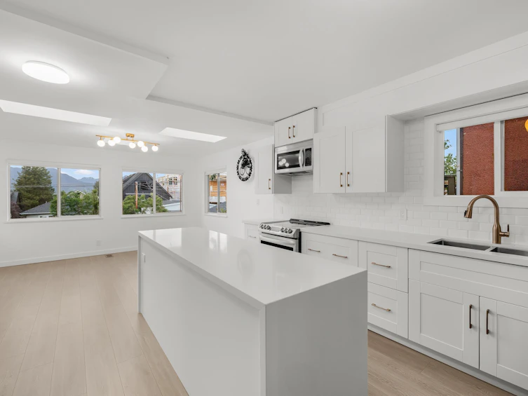 2641 E 5th Avenue, Vancouver, BC, V5M 1N1 - 16