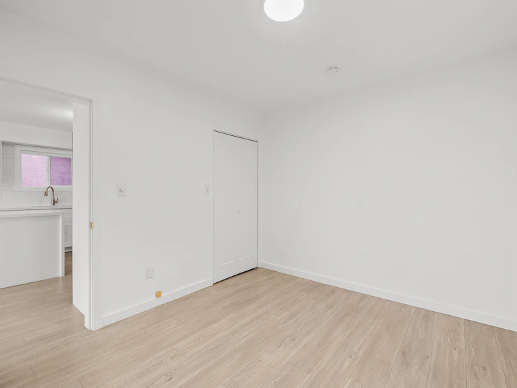 2641 E 5th Avenue, Vancouver, BC, V5M 1N1 - 13