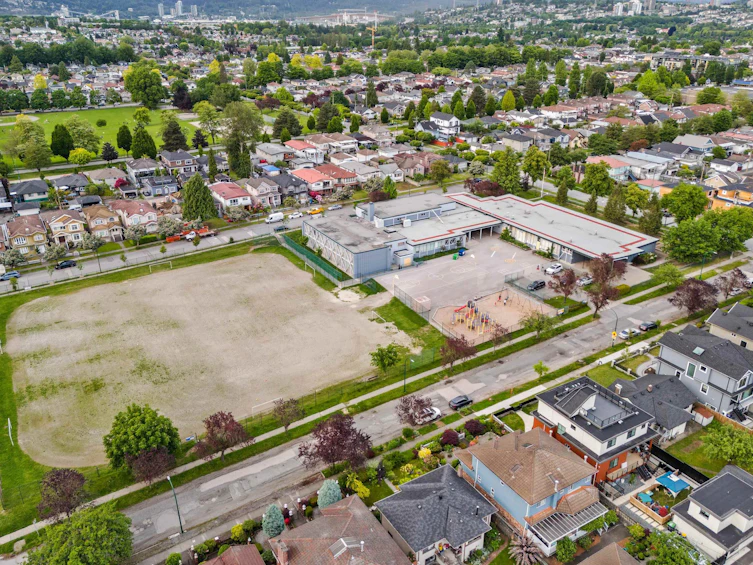 2641 E 5th Avenue, Vancouver, BC, V5M 1N1 - 37